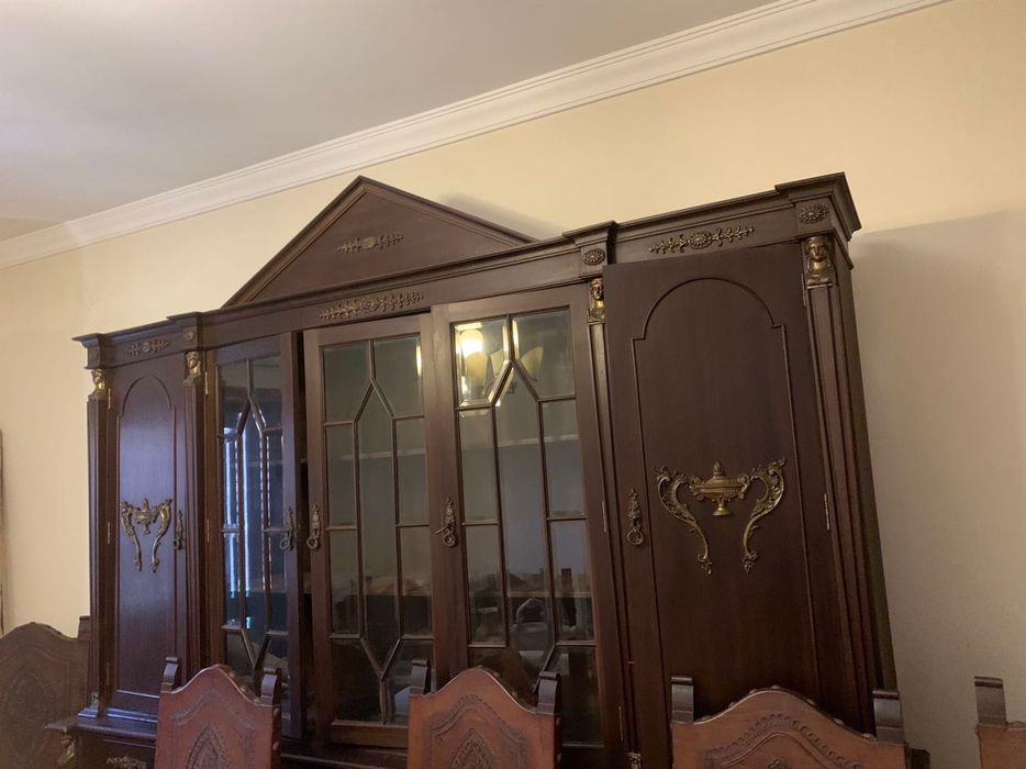 Mobilia de sala de madeira