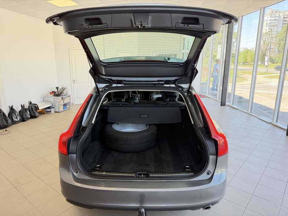 Продам Volvo v90