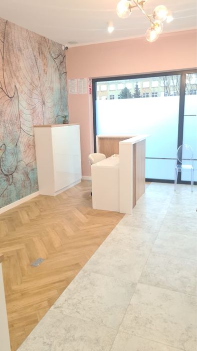 Lokal usługowy wyposażony pod uslugi kosmetyczne
