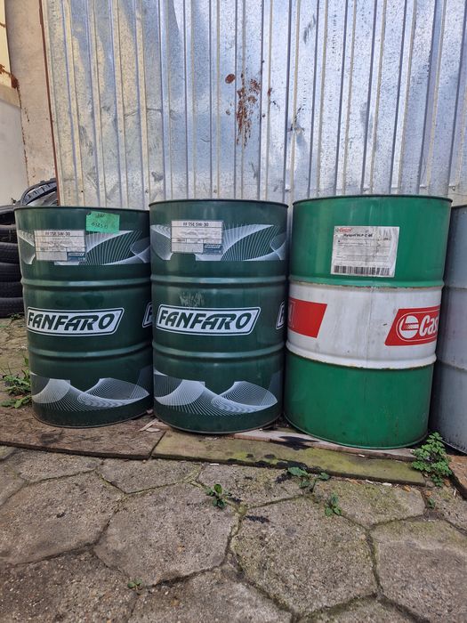 Beczki metalowe 200L. po czystym oleju