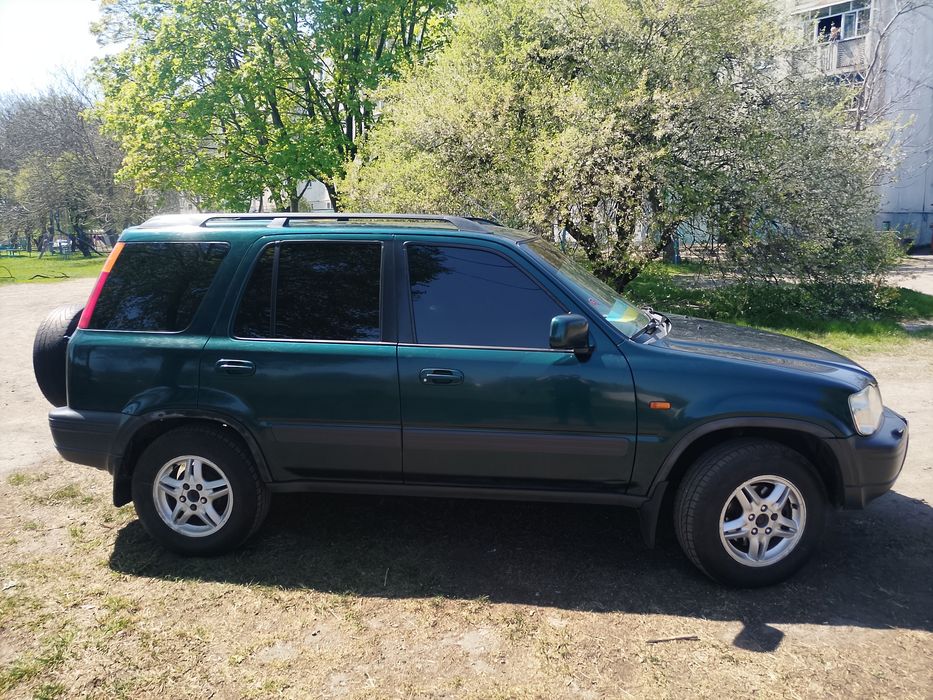 Продам Honda CR-V