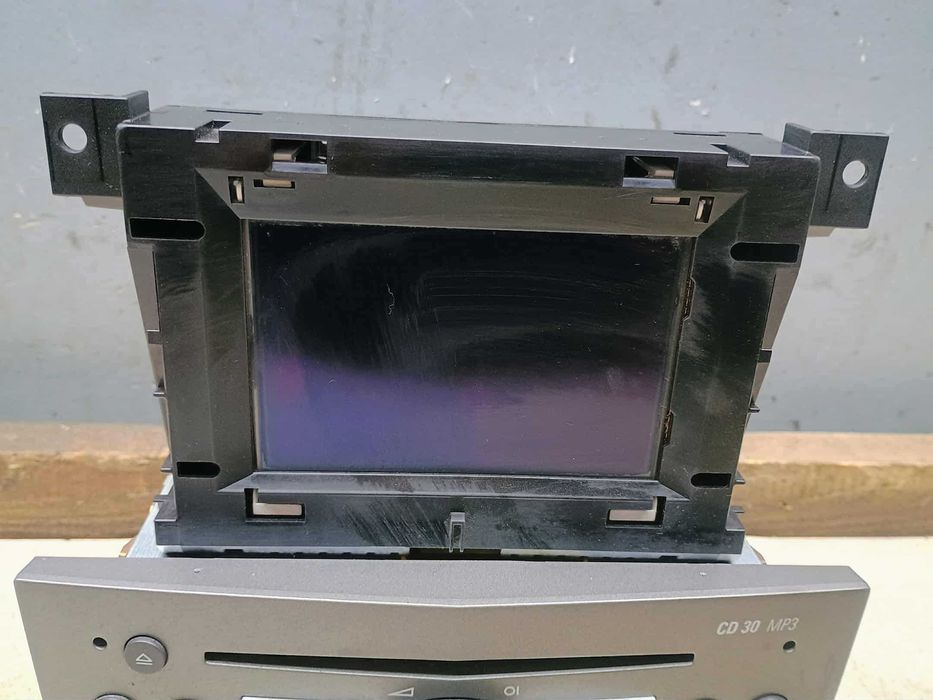 Radio + Wyświetlacz  BLAUPUNKT CD30  Opel Astra H III 93  180 959