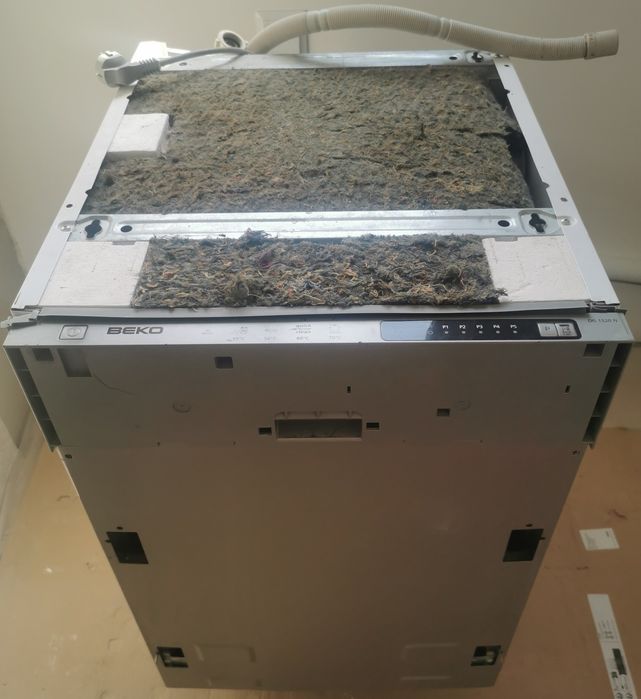Zmywarka do zabudowy 45cm Beko DIS 1520N