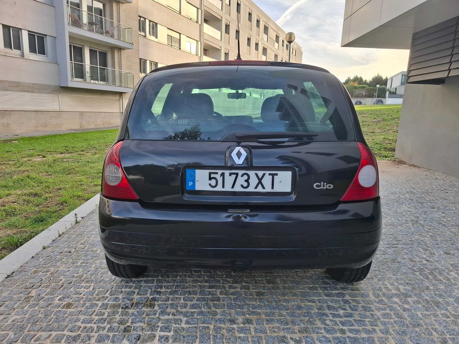 Renault Clio 1.2 16V. Expression 2004 , Muito Estimado