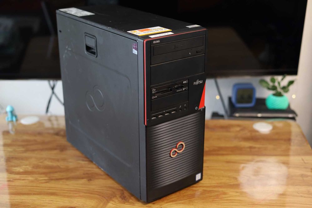 Компю'тер intel Xeon E3-1245 v5 (i7-6700)\8GB DDR4\500GB Fujitsu CELSIUS W550n з m2 1151 socket
