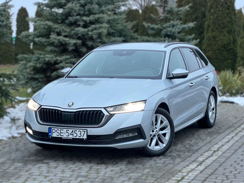 Skoda Octavia Salon PL Kam. cofania ACC Nowy ROZRZĄD Podgrzew. fotele KEYLESS FV23%