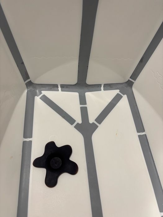 Banheira stokke com suporte recem nascido