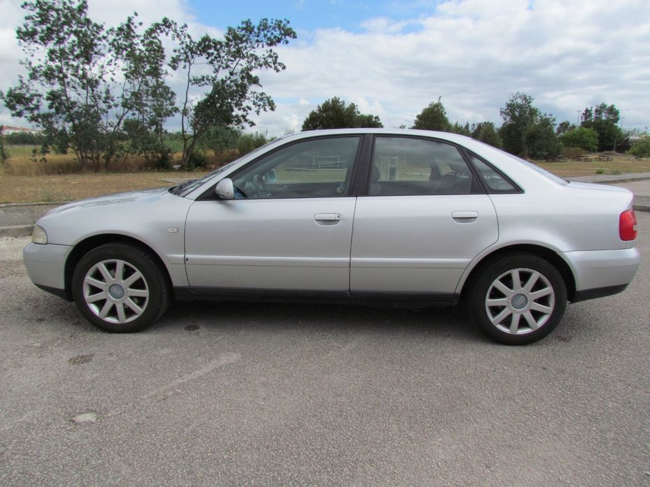 Audi A4 B5 sedan 115Cv