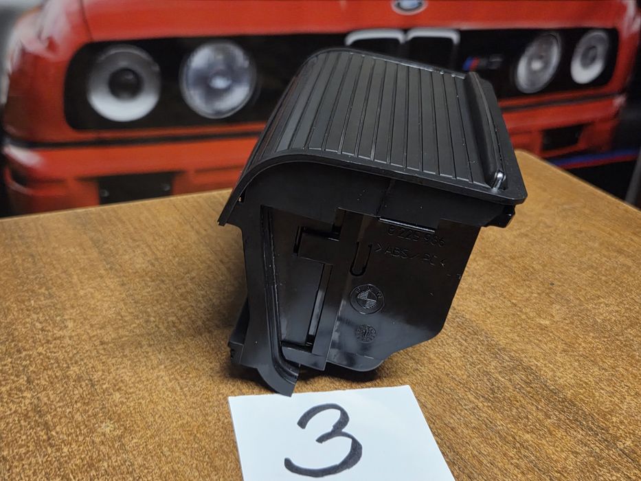 BMW E46 Roletka Schowek Popielniczka Podłokietnika Tunelu Tylnego Tył