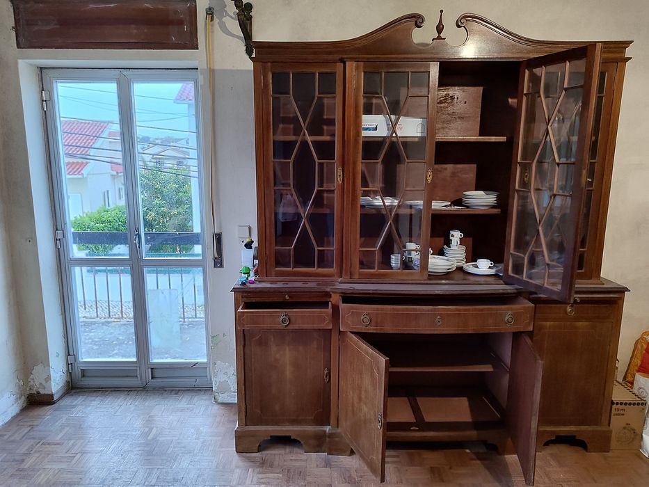 Móvel de sala castanho