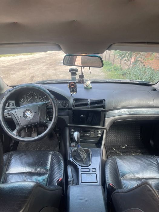 Продам БМВ Е39..