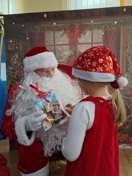 Mikolaj na zamowienie.  Wigilia.