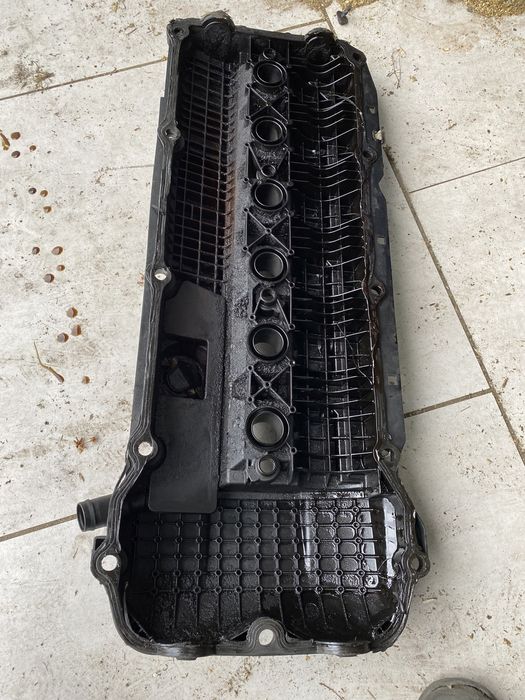 Pokrywa zaworow m54 m52 2x vanos 2.5 2.8 3.0 2.2 bmw e46 e60 e39 x3 x5