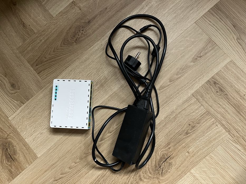 Router MikroTik hEX PoE lite (RB750UPr2) edge router