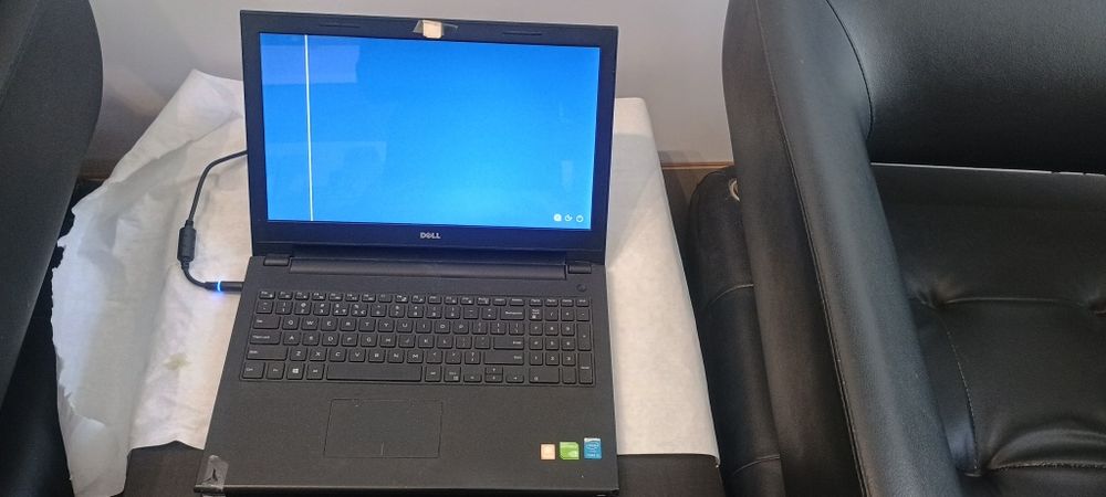 Dell Inspiron 15 i5 8gb ram