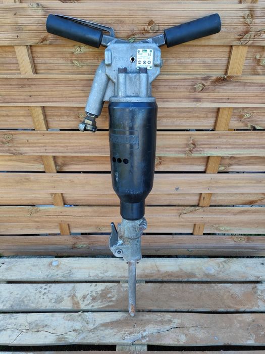 Młot pneumatyczny PERMON BKA 15A