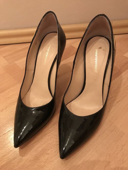 Buty czarne, lakierowane sprzedam
