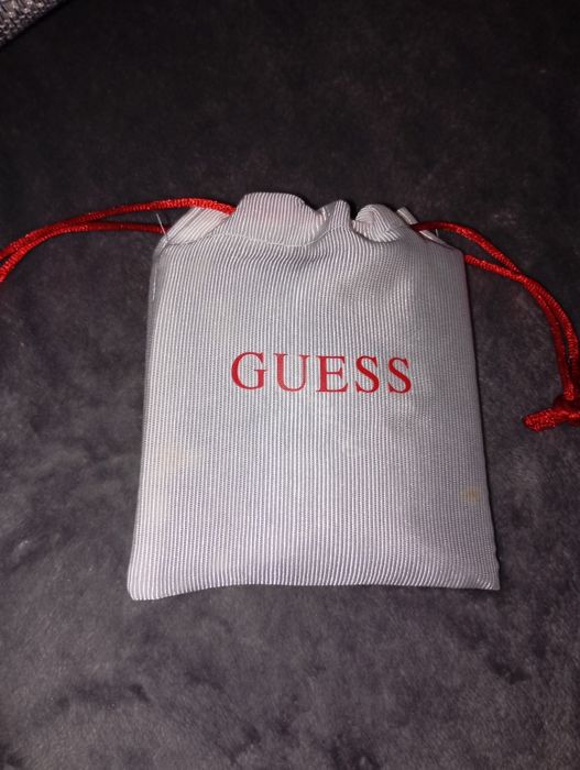 Porta chaves Guess novo em caixa