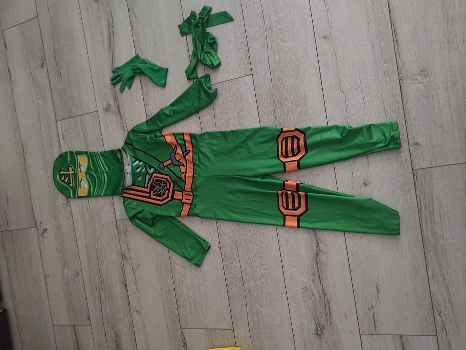 Kostium strój przebranie ninjago loyd 110-116 4-6 lat
