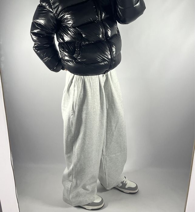 Сірі широкі спортивки Bershka baggy sweatpants штаны серые бершка