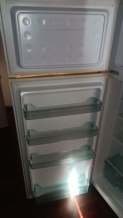 Frigorífico branco