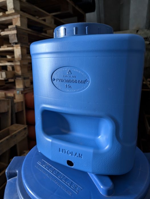 Баки ємності бочки для води 100, 200, 300, 500, 1000 літрів