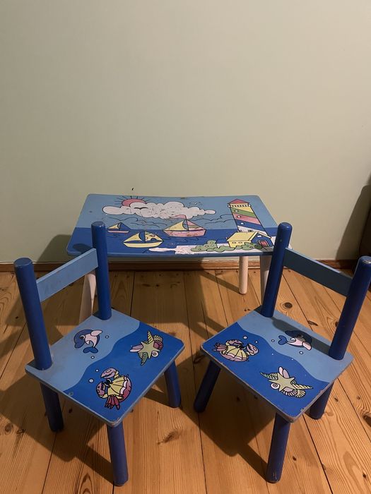 Продам столик та стільці