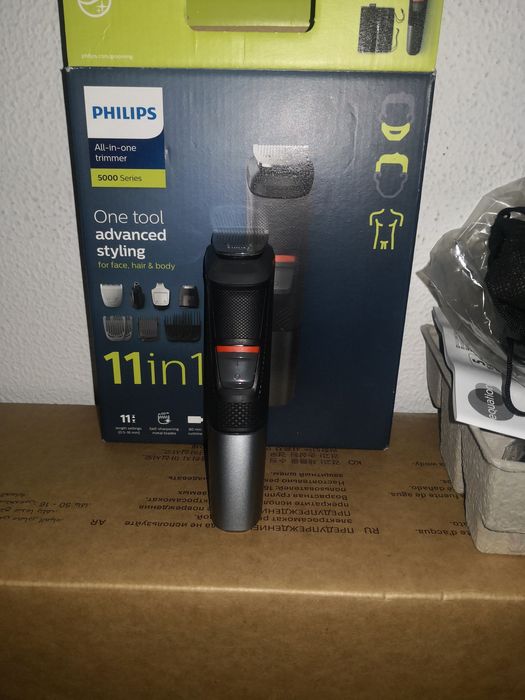 Máquina de barbear 11 em 1 Phillips