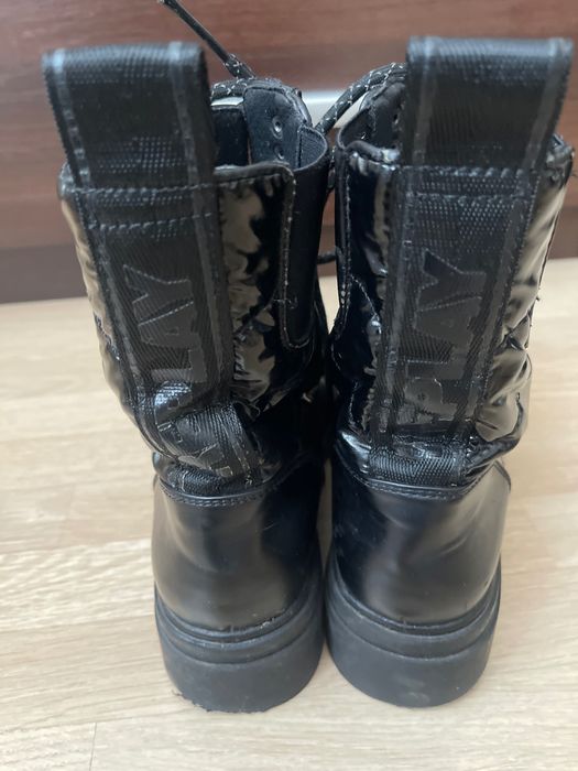 Дівочі суперські підліткові черевики Replay ідеальний стан