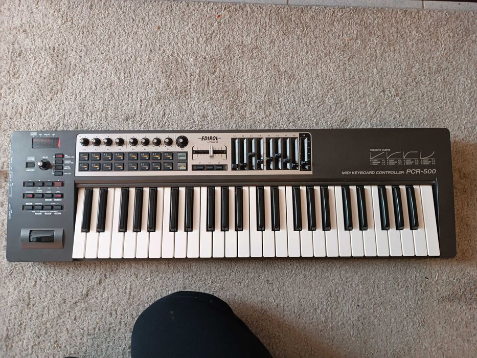 Controlador MIDI Roland/Edirol PCR-500