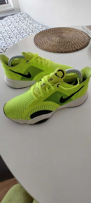 Nike Performance Superrep Go obuwie