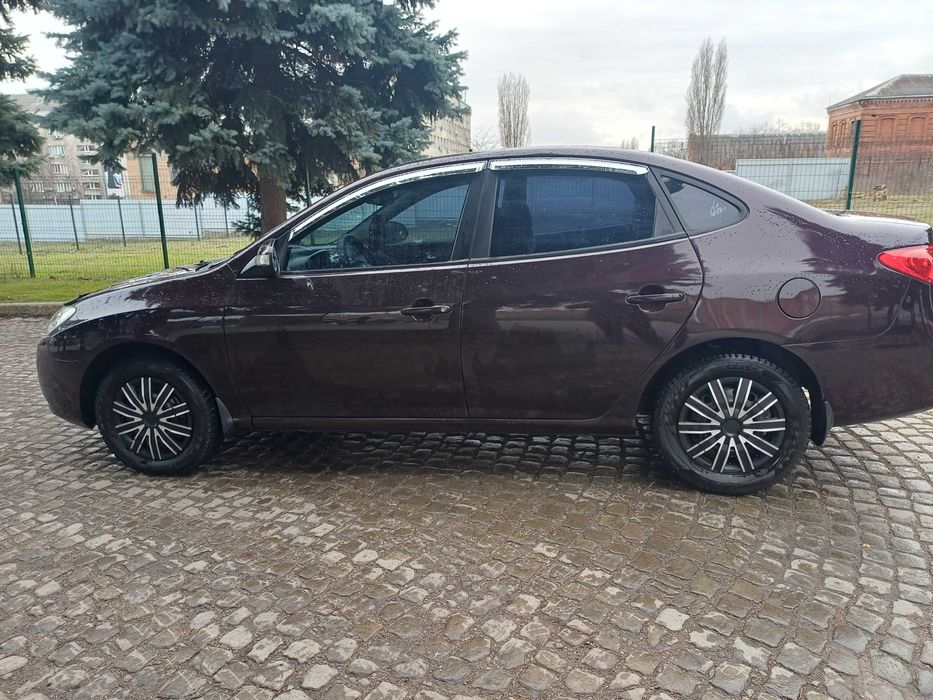 Hyundai Elentra 2010 року