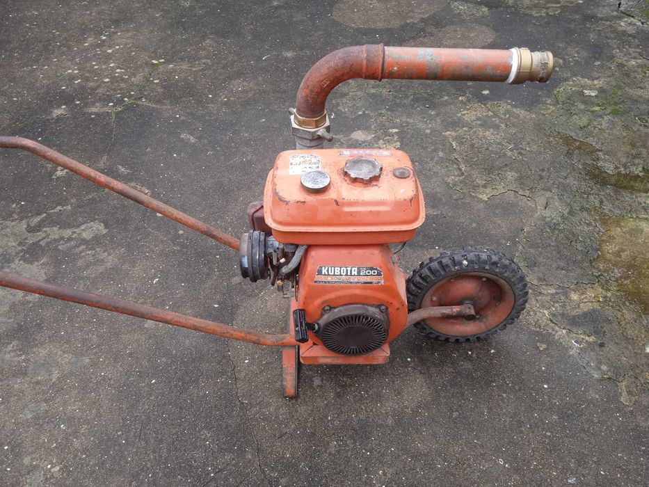 Motor rega Kubota KS 200