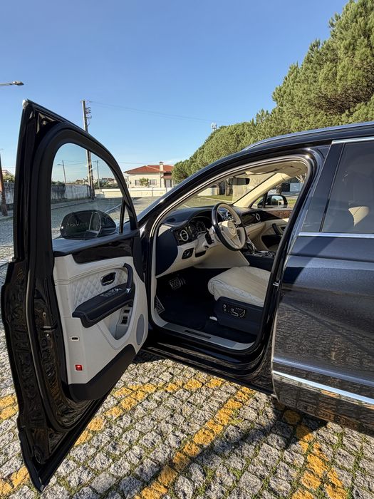 Bentley Bentayga V8 gasolina 2020