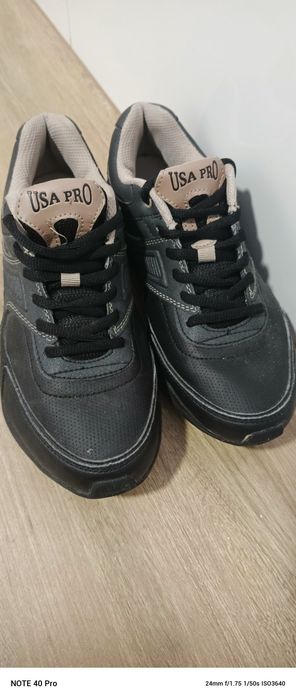 Buty damskie sportowe USA Pro 38