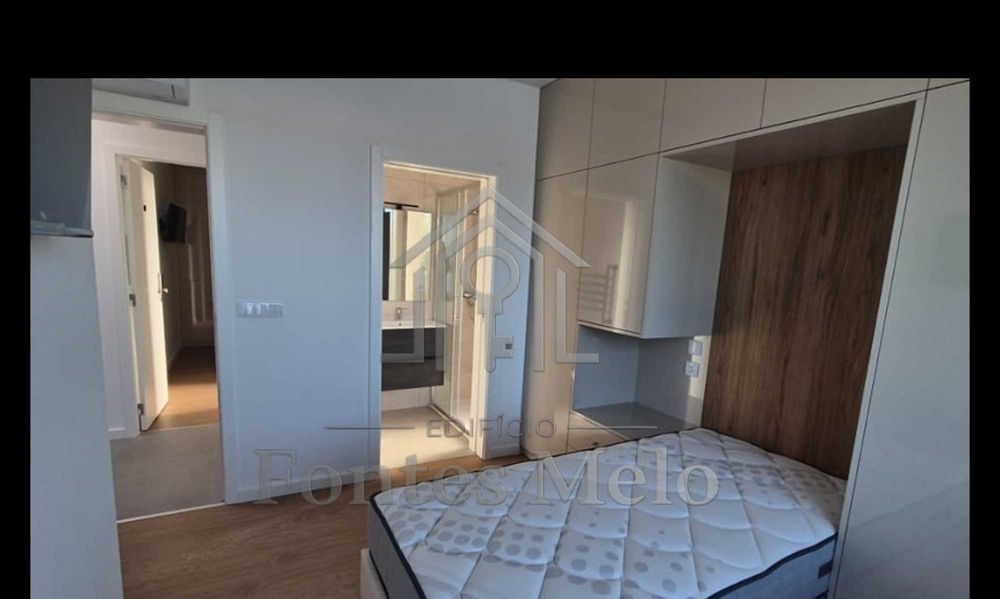 Arrendamento de Quartos – 14 Individuais e 1 Duplo