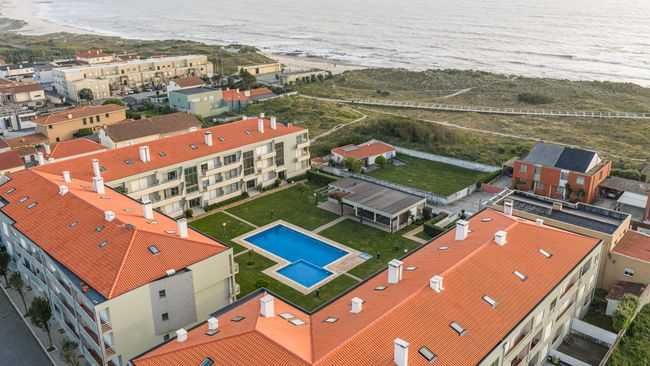 Apartamento T2 com piscina e vista mar em Esposende
