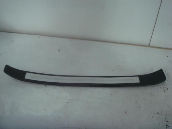 Moldura Entrada Porta Fr. Esq AUDI A4 (8EC, B7)