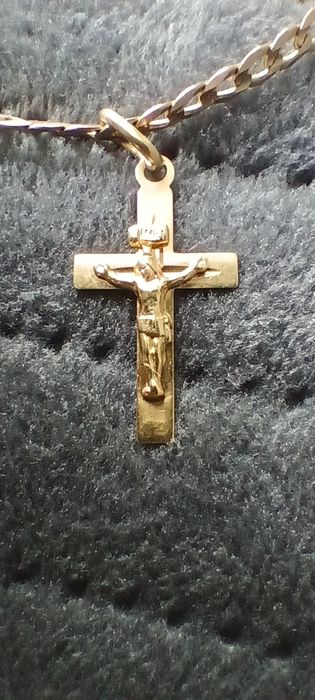 Krzyżyk złoty 585 14k