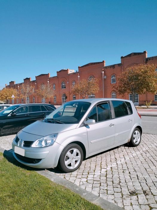 Renault Mégane Scénic 2007 – 1.5 dCi – Caixa manual – Muito espaçoso e confortável — photo 5