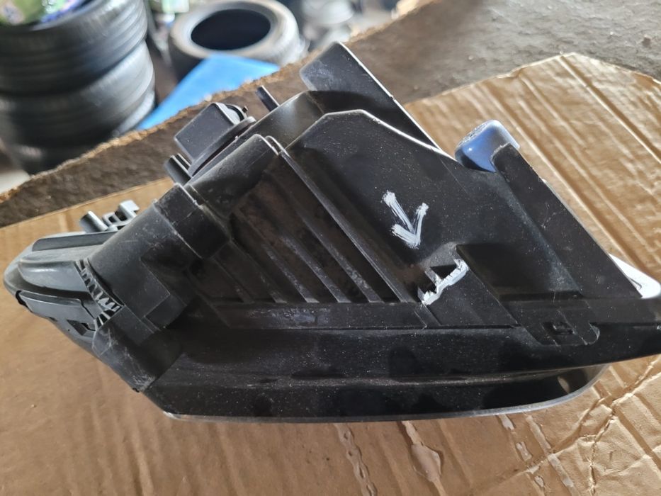 Audi A4 B8 Halogen prawy  s-line