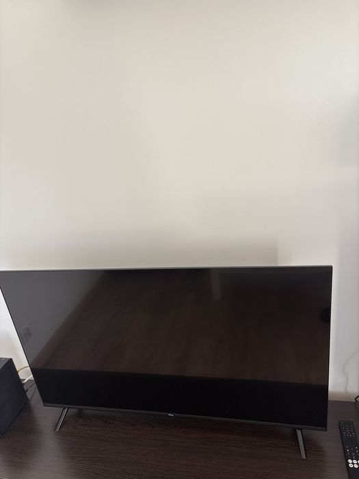 Sprzedam Tv na gwarancji TCL LED