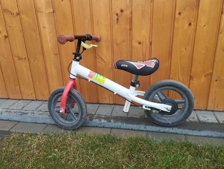 Rowerek biegowy b-twin