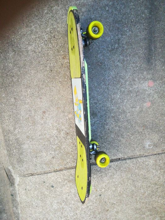 Skate "old school". BAIXA DE PREÇO