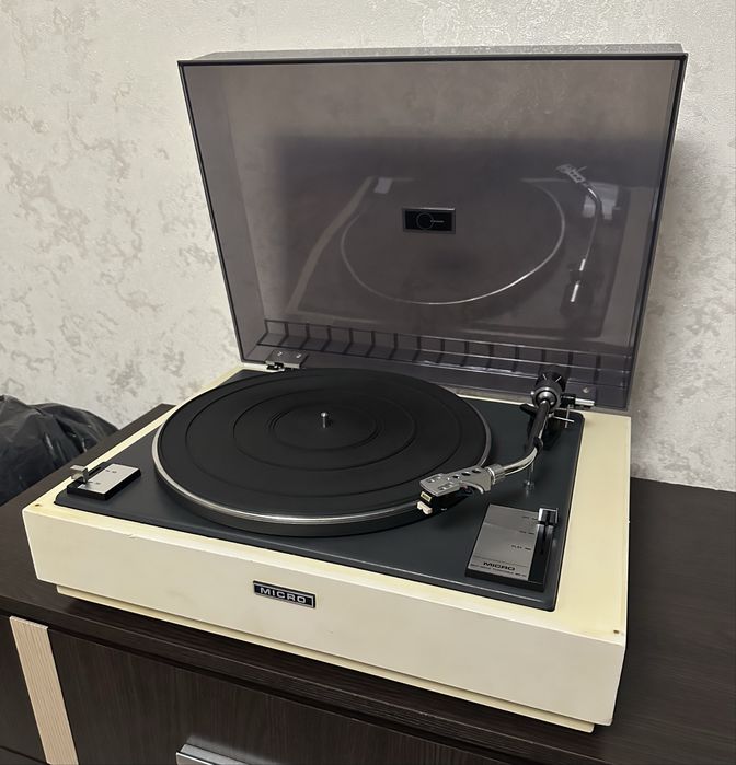 Проигрыватель винила Micro Seiki MR111