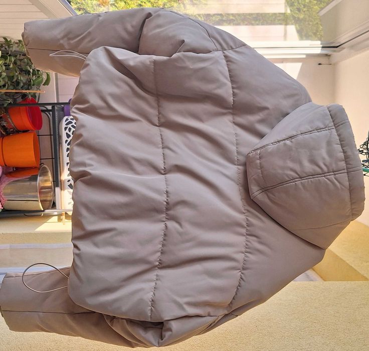 Ciepła krótka kurtka puffer Missguided