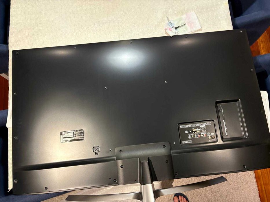 LG 55" 4K HDR usada