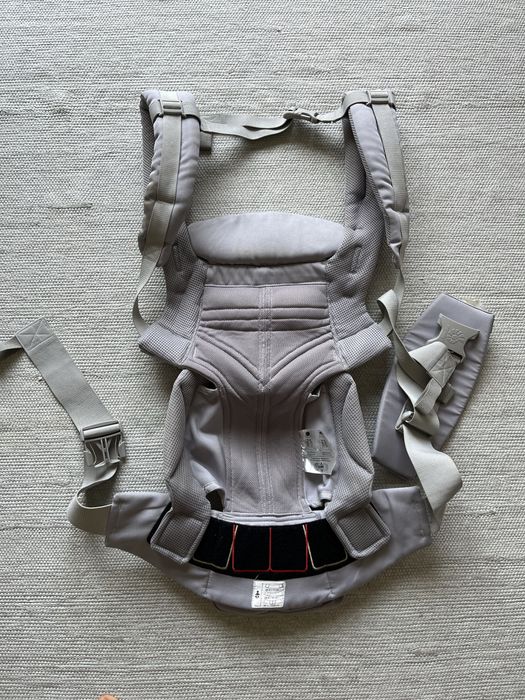Marsúpio Ergobaby Omni 360 Cool Air Mesh – Cinzento