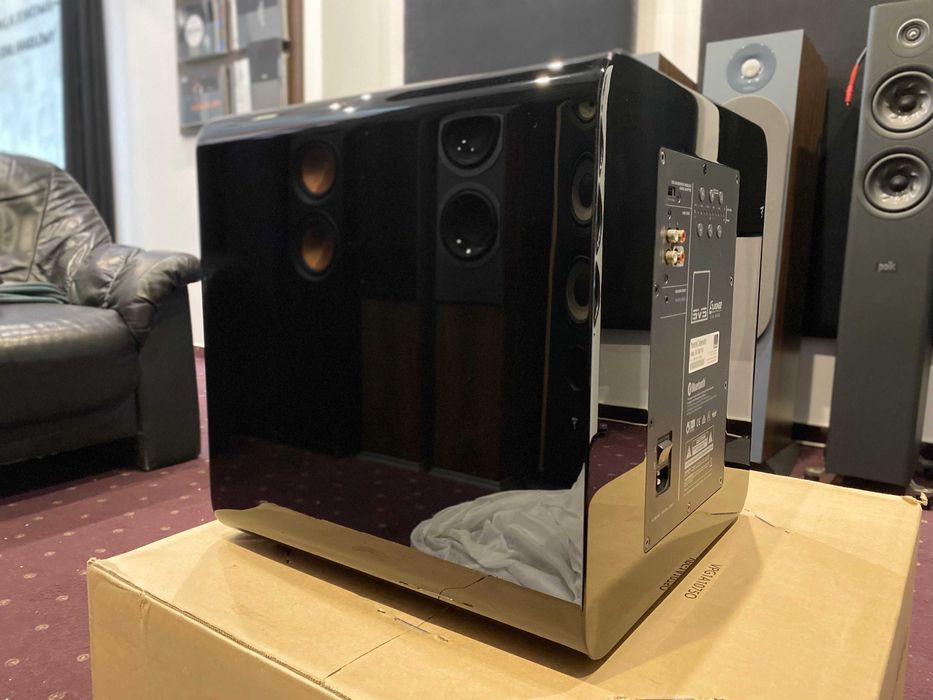Subwoofer SVS SB-2000 Pro Piano Black I Ze zwrotu | Saloni I
