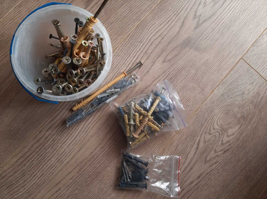 Дюбеля різні           .